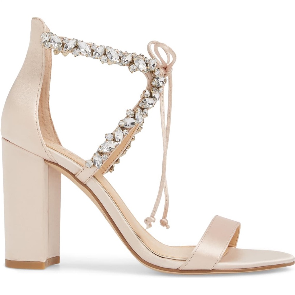 Badgley Mischka Jewel Thamar sandal champagne